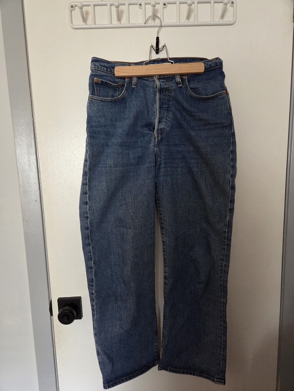 Levi's Premium Ribcage Straight Ankle Jeans Size 29 Medium Indigo Wash Big E